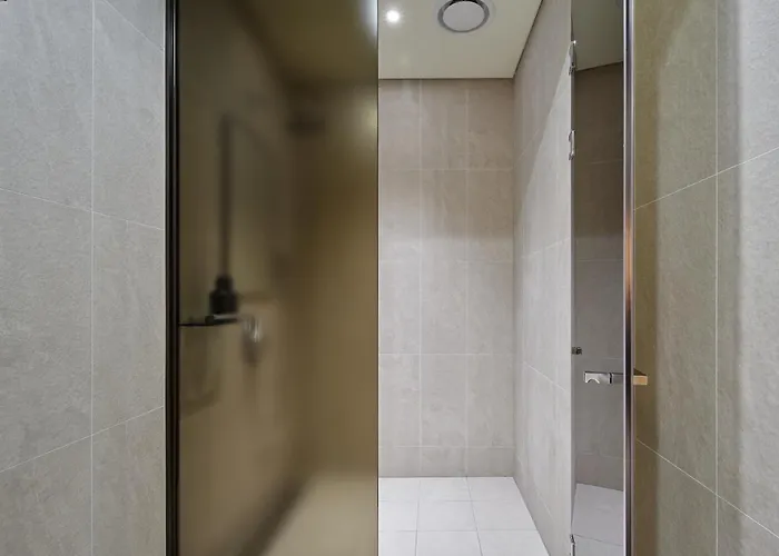 The Botanik Sewoon Myeongdong 4*