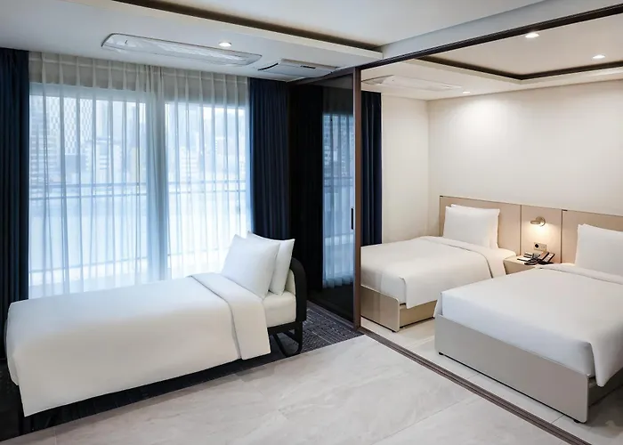 The Botanik Sewoon Myeongdong Hotel 4*