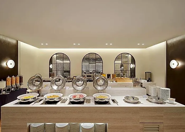 The Botanik Sewoon Myeongdong 4*
