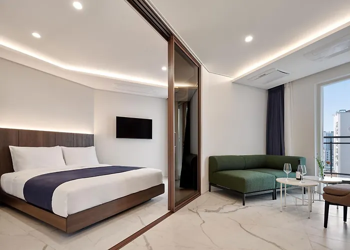 The Botanik Sewoon Myeongdong Hotel 4*